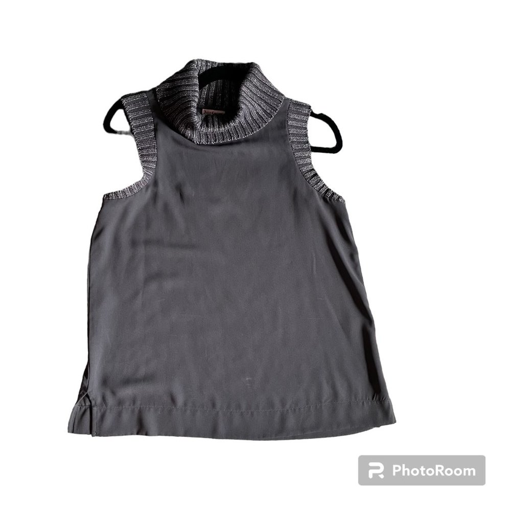 JUICY COUTURE Sleeveless Turtleneck Sweater sz. small
